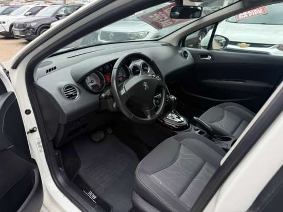 PEUGEOT-308-2018