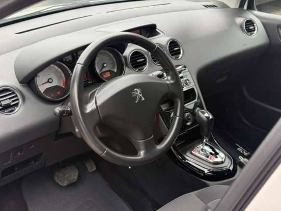 PEUGEOT-308-1.6 ALLURE BUSINESS THP 16V FLEX 4P AUTOMÁTICO PEUGEOT-308-2018