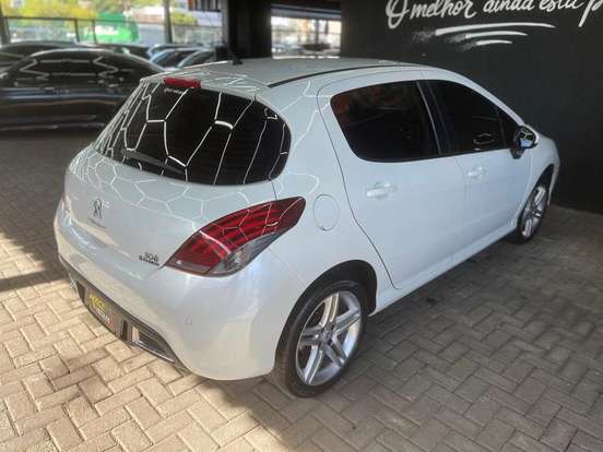 PEUGEOT-308-2018