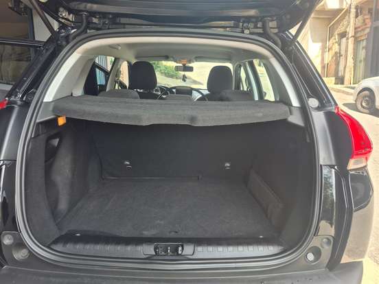 PEUGEOT-2008-2021