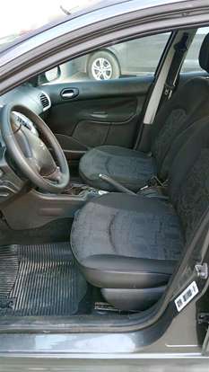 PEUGEOT-207-2011