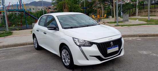 PEUGEOT-208-2023