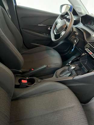 PEUGEOT-208-2022