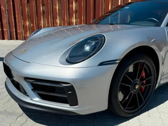 PORSCHE-911-2023