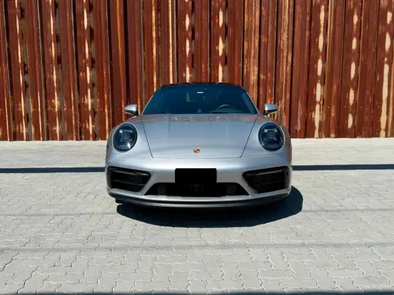PORSCHE-911-2023
