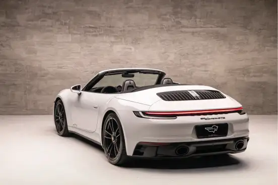 PORSCHE-911-2023