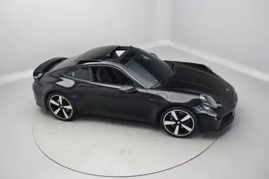 PORSCHE-911-2025