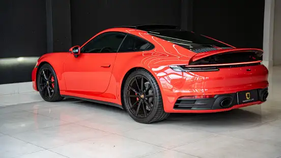 PORSCHE-911-2024