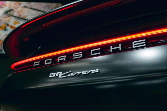 PORSCHE-911-2022