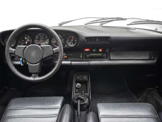 PORSCHE-911-1978