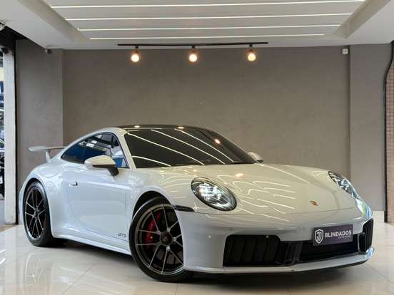 PORSCHE-911-2025