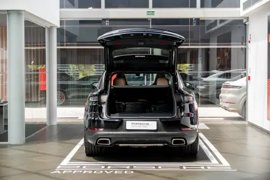PORSCHE-CAYENNE-2025