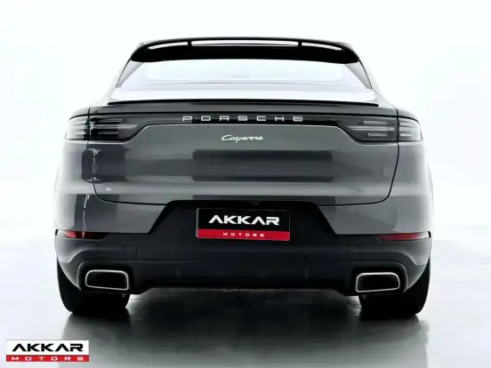 PORSCHE-CAYENNE-2022