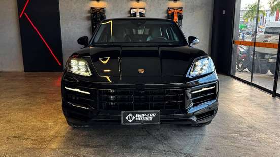 PORSCHE-CAYENNE-2024