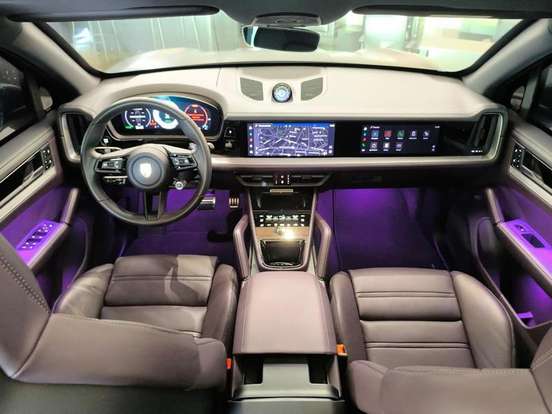 PORSCHE-CAYENNE-2025