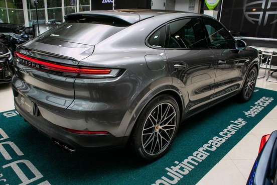 PORSCHE-CAYENNE-2024