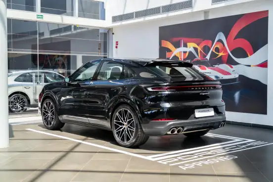 PORSCHE-CAYENNE-2023