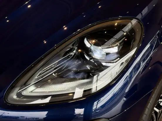 PORSCHE-MACAN-2026