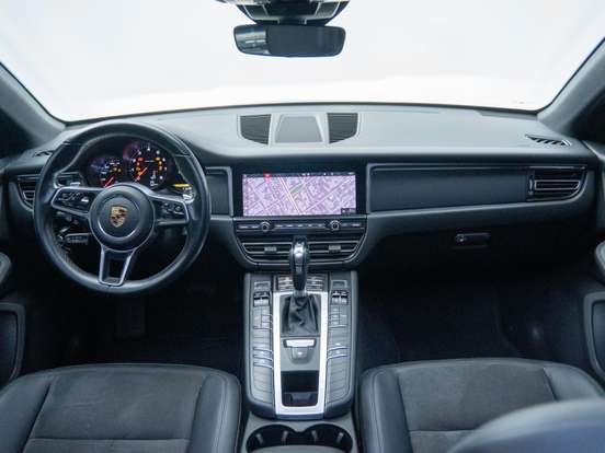 PORSCHE-MACAN-2.0 16V GASOLINA 4P AUTOMÁTICO PORSCHE-MACAN-2021