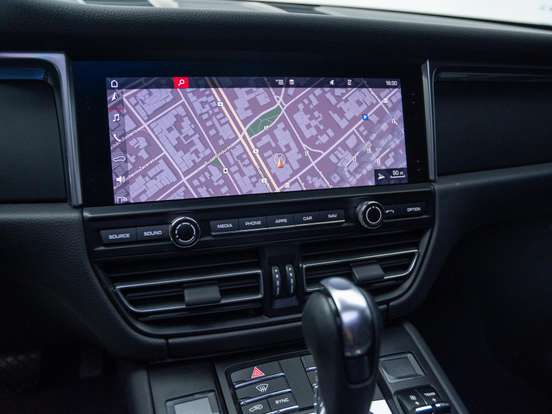 PORSCHE-MACAN-2.0 16V GASOLINA 4P AUTOMÁTICO PORSCHE-MACAN-2021
