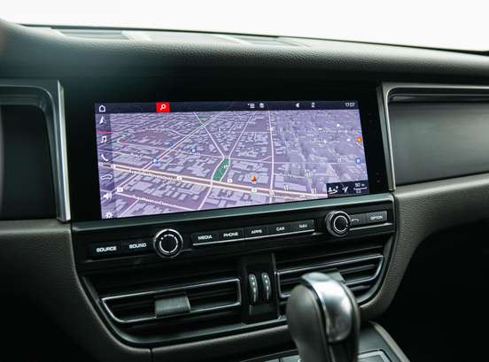 PORSCHE-MACAN-2019