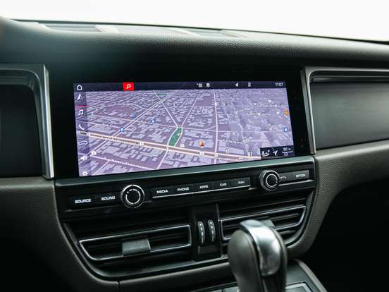 PORSCHE-MACAN-2.0 16V GASOLINA 4P AUTOMÁTICO PORSCHE-MACAN-2019