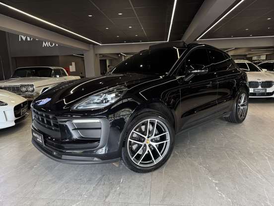 PORSCHE-MACAN-2022