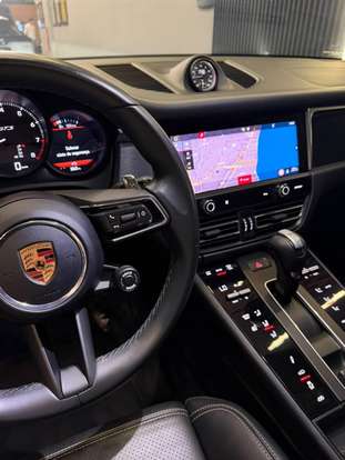 PORSCHE-MACAN-2022