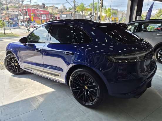 PORSCHE-MACAN-2022