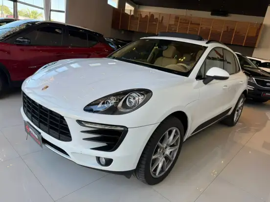PORSCHE-MACAN-2014