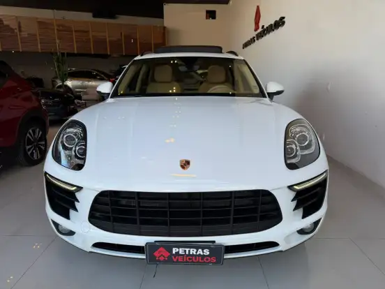 PORSCHE-MACAN-2014