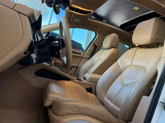 PORSCHE-MACAN-2014