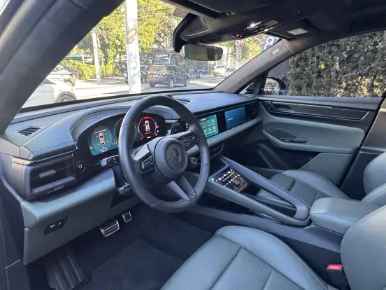 PORSCHE-MACAN-TURBO ELÉTRICO PORSCHE-MACAN-2025