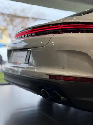PORSCHE-PANAMERA-2026