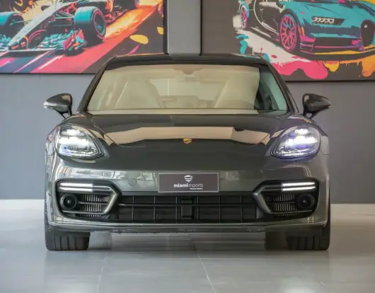 PORSCHE-PANAMERA-2023