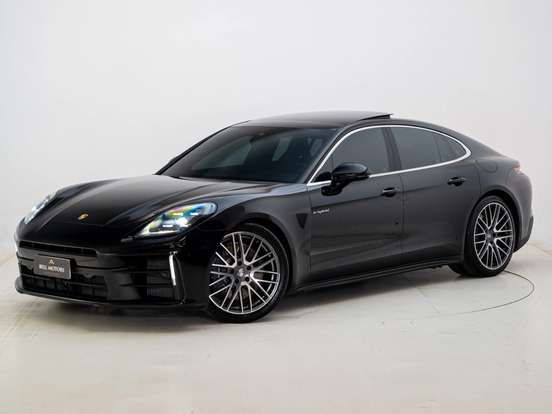 PORSCHE-PANAMERA-2024