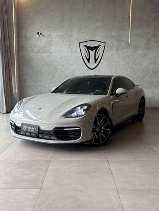 PORSCHE-PANAMERA-2023