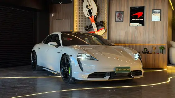 PORSCHE TAYCAN TURBO ELÉTRICO