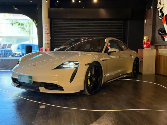 PORSCHE-TAYCAN-TURBO ELÉTRICO PORSCHE-TAYCAN-2021