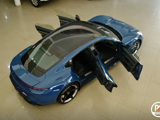 PORSCHE-TAYCAN-TURBO ELÉTRICO PORSCHE-TAYCAN-2020