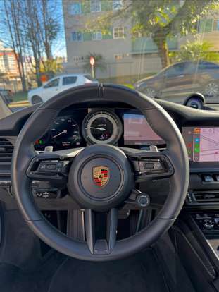 PORSCHE-911-2023