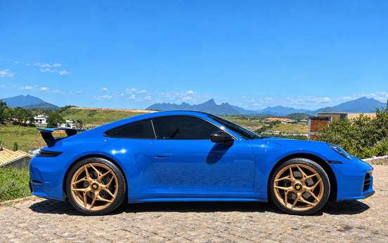 PORSCHE-911-2025