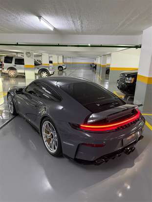 PORSCHE-911-2025