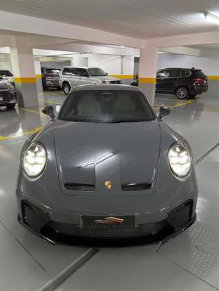 PORSCHE-911-2025
