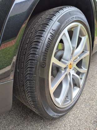 PORSCHE-CAYENNE-2018