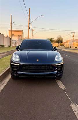PORSCHE-MACAN-2018