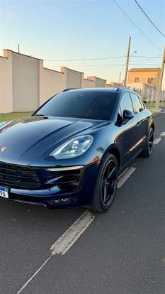 PORSCHE-MACAN-2018