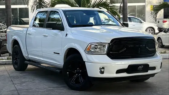 RAM 1500 5.7 V8 GASOLINA LIMITED NIGHT EDITION CD 4X4 AUTOMÁTICO