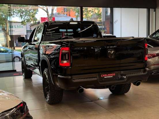 RAM-1500-5.7 V8 GASOLINA REBEL CD 4X4 AUTOMÁTICO RAM-1500-2022