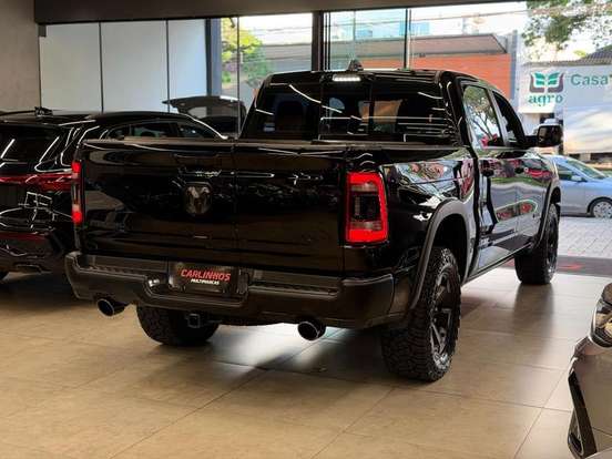 RAM-1500-5.7 V8 GASOLINA REBEL CD 4X4 AUTOMÁTICO RAM-1500-2022